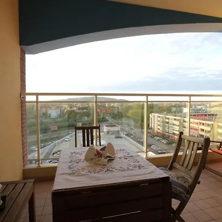 Con Vista A Пезаро